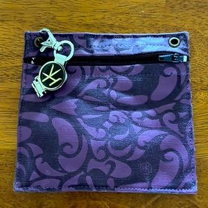 Brand new tags HipKlip